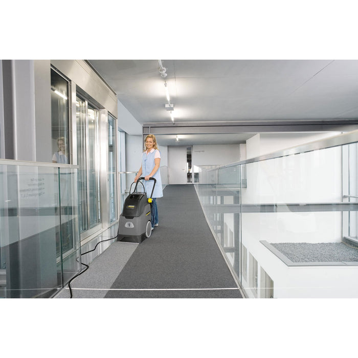 Karcher BRC 30/15 C Professional Upright Carpet Cleaner